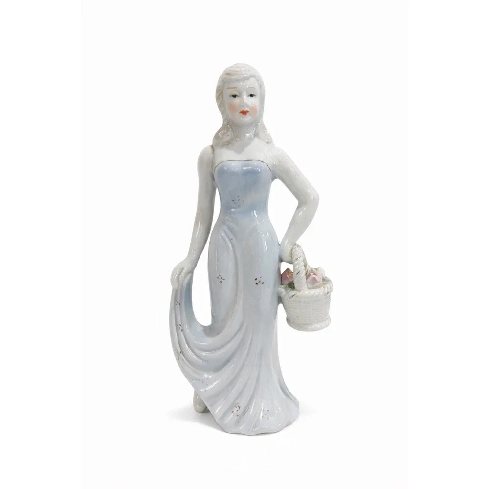 Figurine Figura de Porcelana Mujer con Canasta de Flores – Vintage